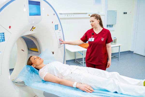 Стационарная помощь с новым лицом