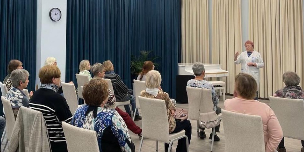 В «Школе здоровья» начались занятия о здоровом пищеварении