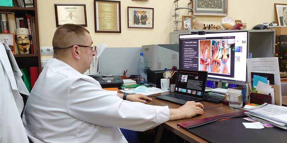 Очередной вебинар в рамках Московской школы детского травматолога-ортопеда имени профессора В. П. Немсадзе прошел 24 марта