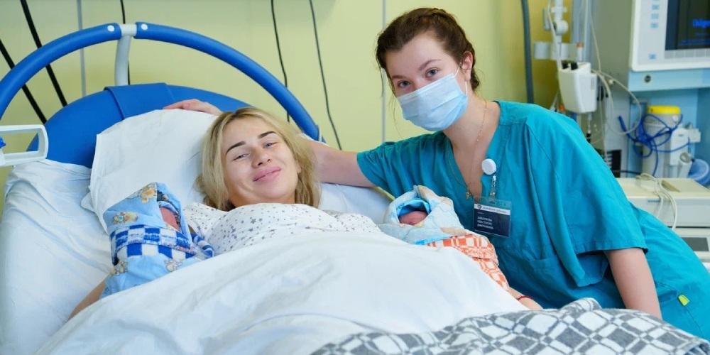 Международный день акушерки