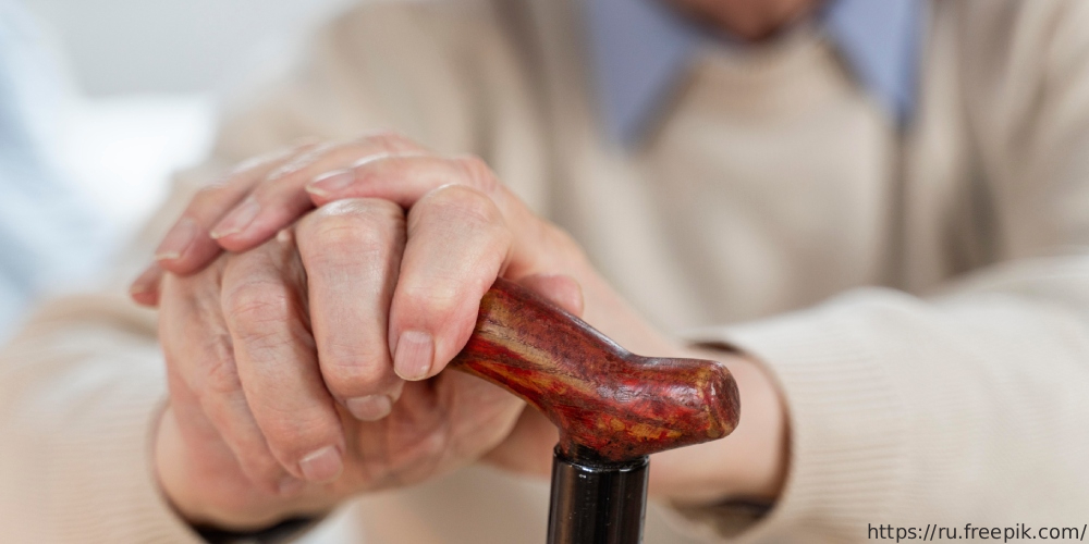 Телемедицинская помощь для пожилых пациентов с деменцией