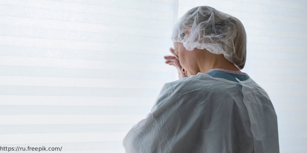 Экспертный обзор, посвященный борьбе с эмоциональным выгоранием медиков