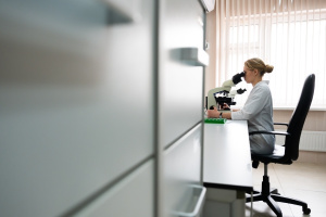 Программа онкоскрининга на основе первого в мире регистра генов (Великобритания)