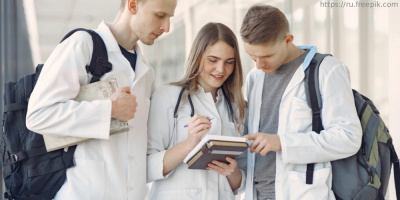 Роль обратного наставничества в медицинском образовании: современные идеи