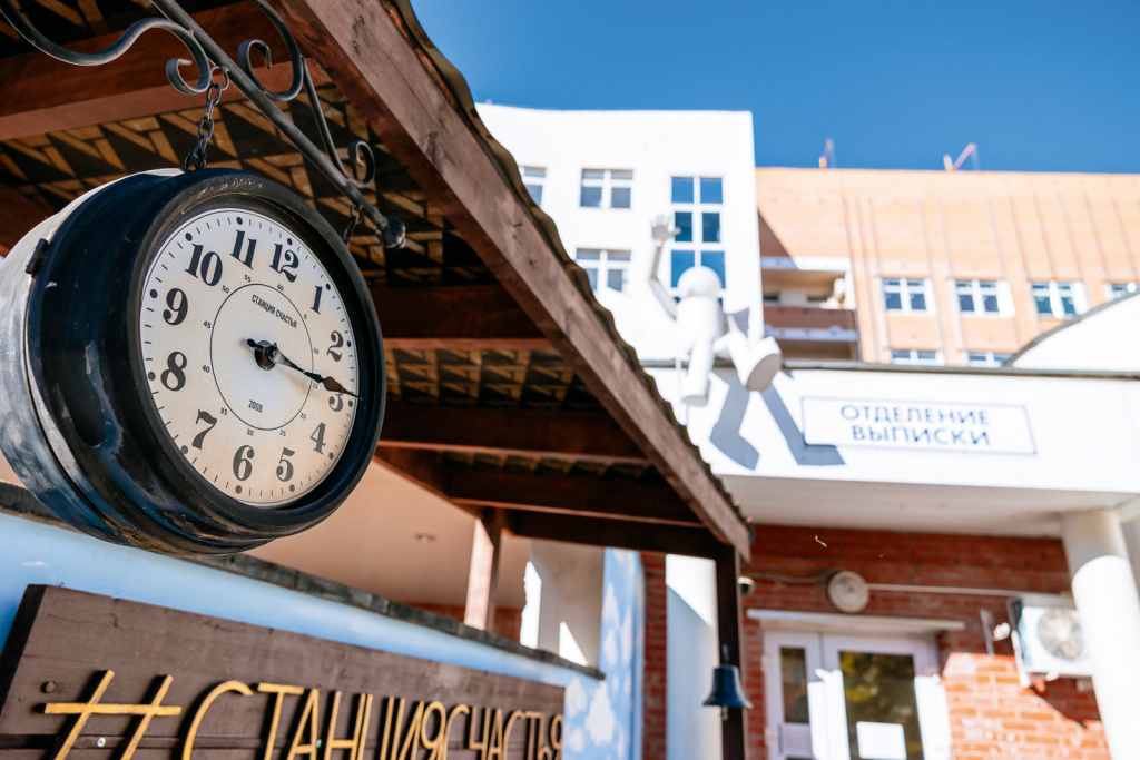 250930_Врачи перинатального центра ГКБ им. М.П. Кончаловского помогли стать мамой пациентке в 6 раз_048 (1).jpg