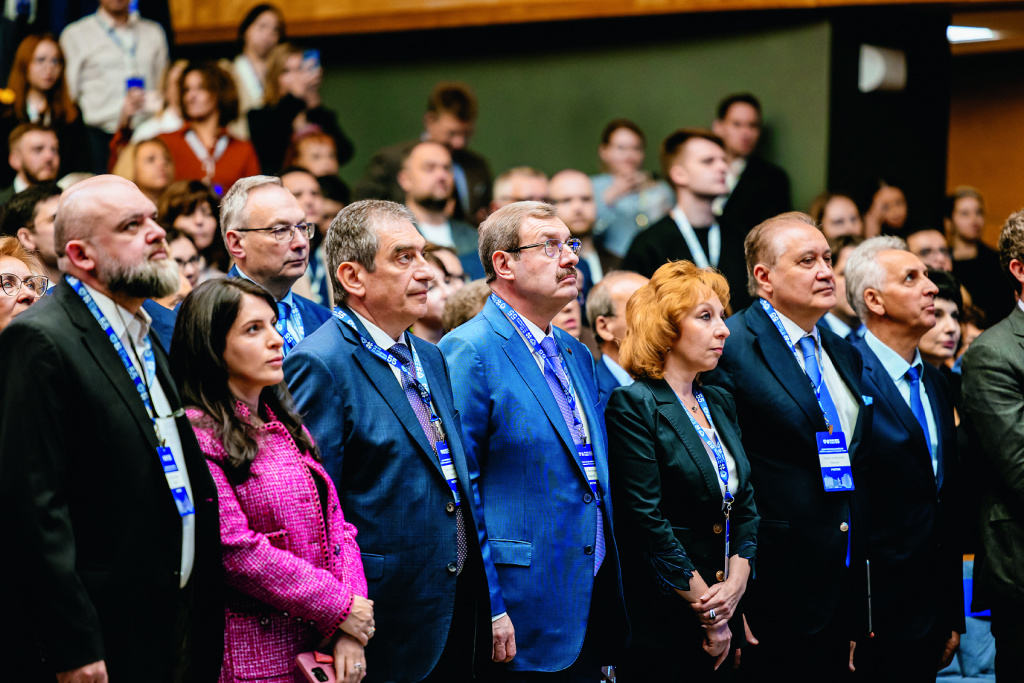 250402_Торжественное открытие научно-практической конференции, посвященной 55-летию ГКБ 31 им. ак. Г.М. Савельевой_036.jpg